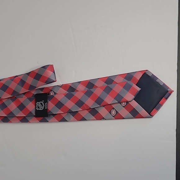 NHL Hockey Tie Montréal Canadien - Picture 3 of 3